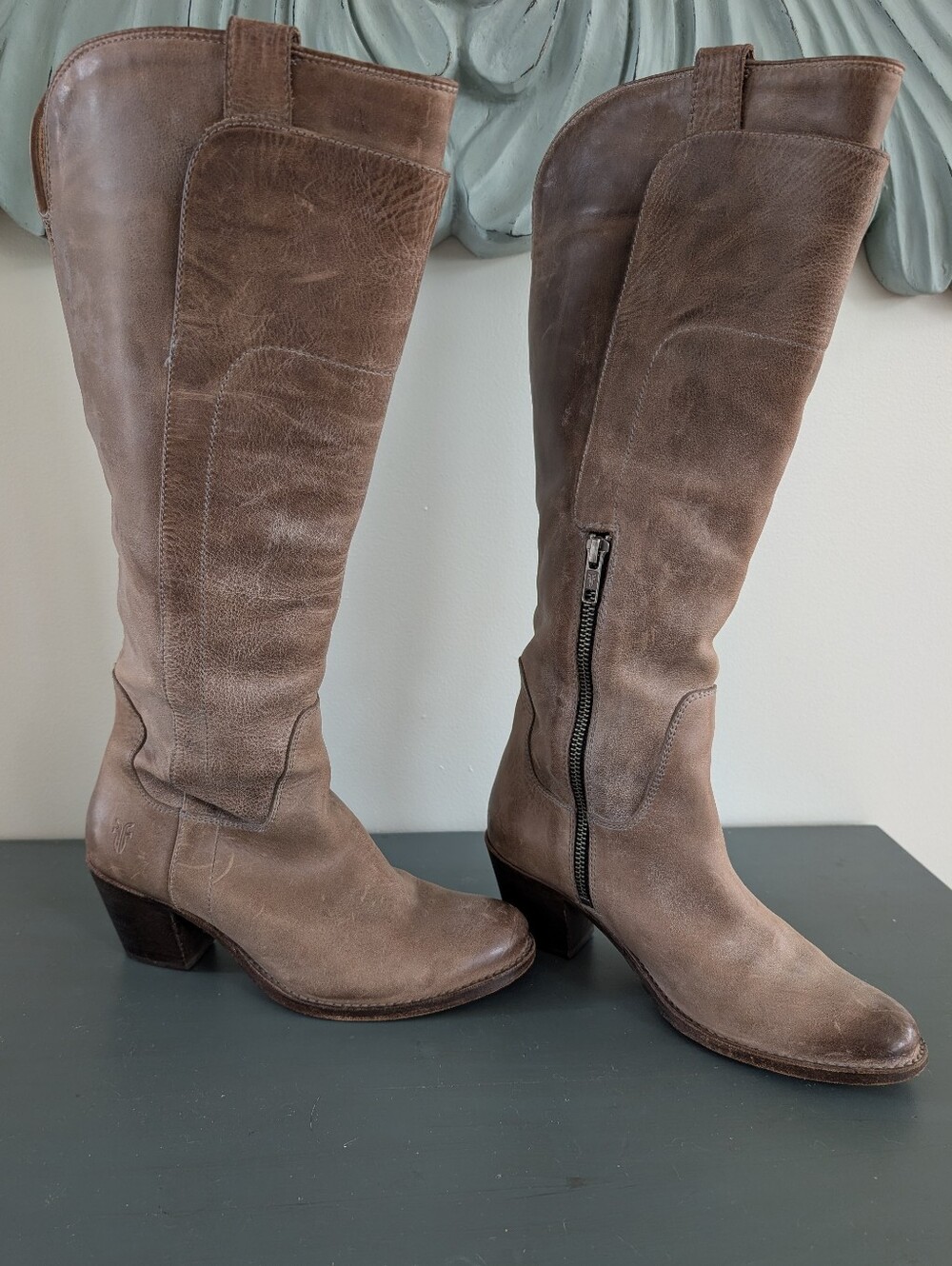 Frye Taupe Leather Knee-High Heeled Boots Western Inspired 6.5